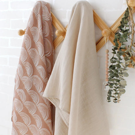 Lot de 2 langes Mousseline  Beige et arc en ciel